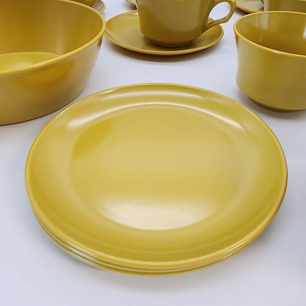 Vintage Melamine Coffee Cups Bowls Plates Harvest Yellow 24 Ct Allied Chemical